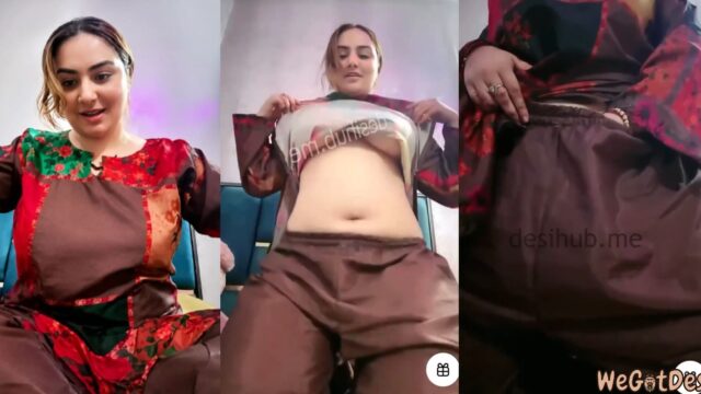 Mehrab Pakistani Live Shows Off Nude Boobs Pinching her beautiful Nipples And Teasing Wet Pussy